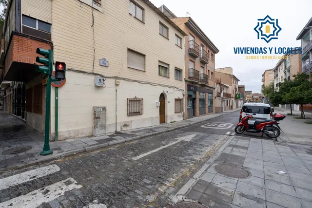 Local Comercial en Zaidín para Reformar - Excelente Ubicación — 7