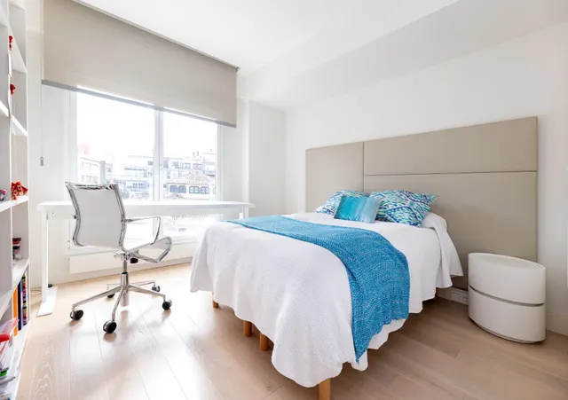 Exclusiva vivienda con vistas al Palacio de los Patos, junto Recogidas, 4 dormitorios 3 baños — 6