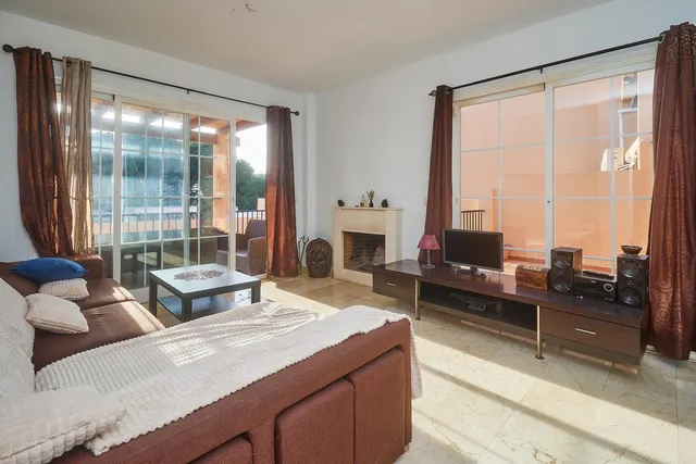 Chalet 3 habitaciones 164m² en venta - Riviera del sol — 28
