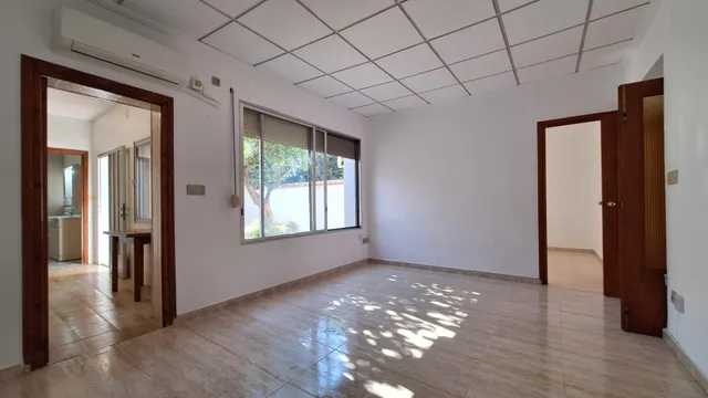 Casa SIN AMUEBLAR de tres dormitorios y patio en Vistabella — 8