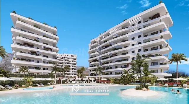 Amplio apartamento junto a la playa en Villajoyosa — 4