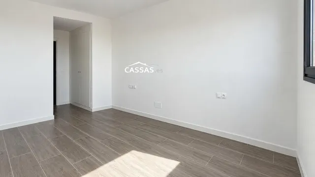 ALOVERA - Obra nueva. Ático con terraza de 7m2, 3 habitaciones, 2 baños, 2 plazas de garaje, Trastero y piscina. — 35