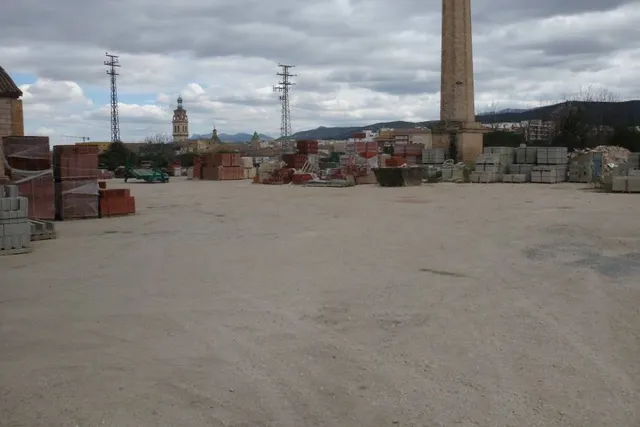 Solar Avda. Almansa-Ontinyent — 4