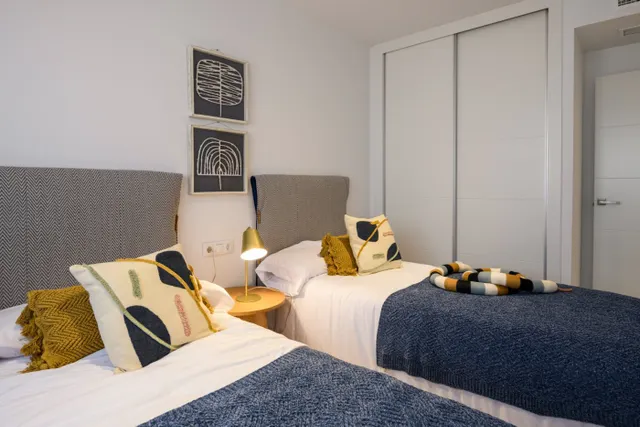 ATICO DE 3 DORMITORIOS 2 BAÑOS, CON VISTAS AL MAR EN ORIHUELA COSTA( ALICANTE) — 24