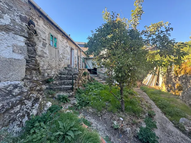 Se vende casa en lubian — 44