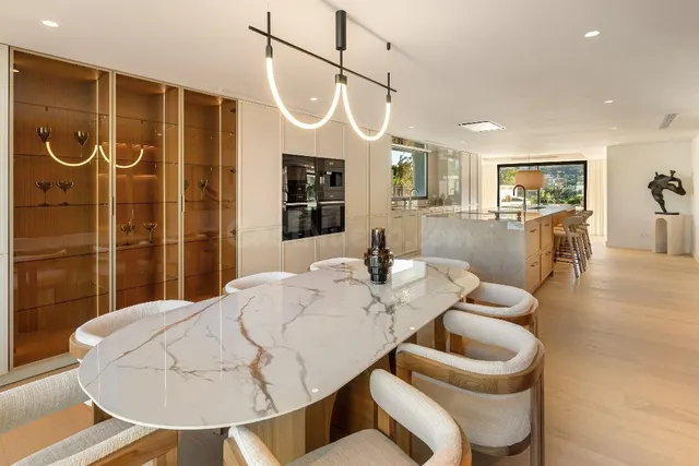 Villa 6 habitaciones 840m² en venta - Aloha — 2