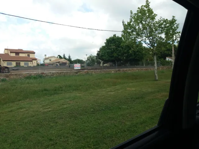 VENTA.-.PARCELA URBANA.-.ORTIGOSA DEL MONTE — 16