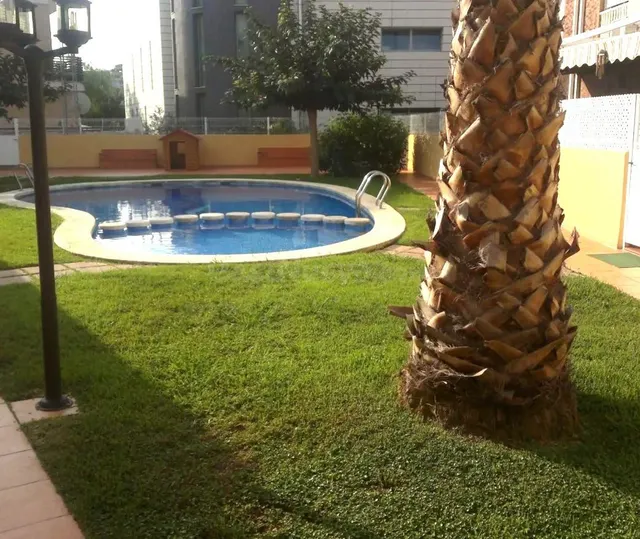 ADOSADO EN VENTA EN EL GRAO DE BURRIANA - foto 2