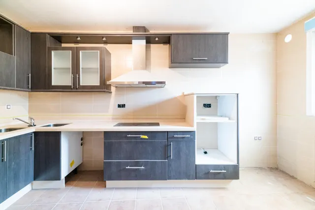 Casa reformada en Colomera lista para terminar a tu gusto — 14