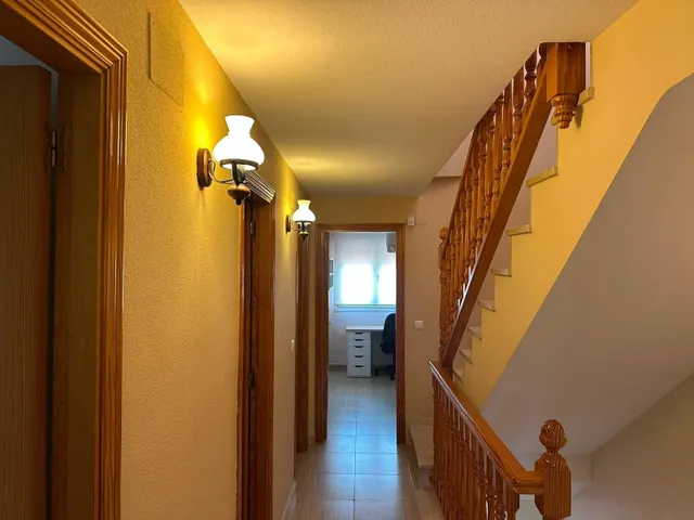 Chalet adosado en ciudad jardín — 31