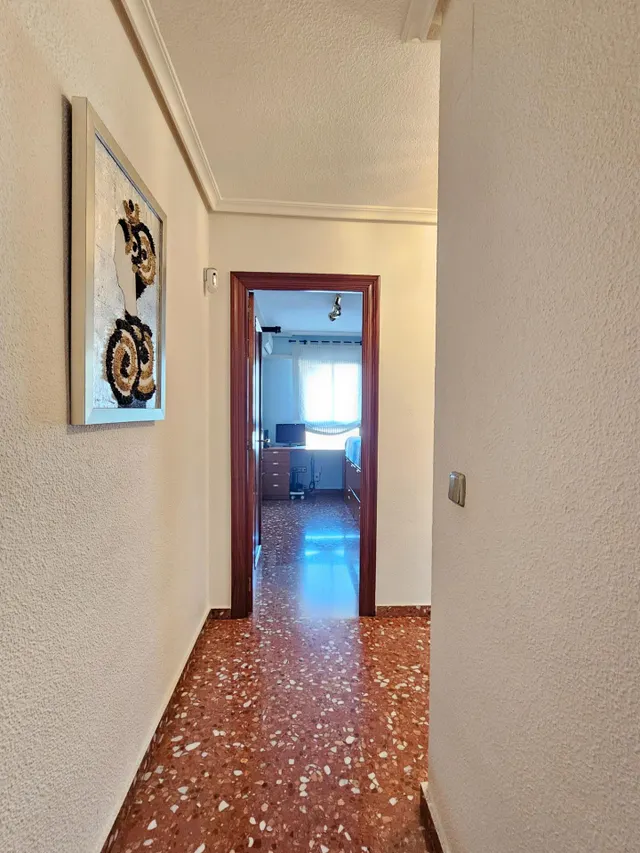 Piso de 3 dormitorios con terraza y garaje en San Vicente del Raspeig — 26