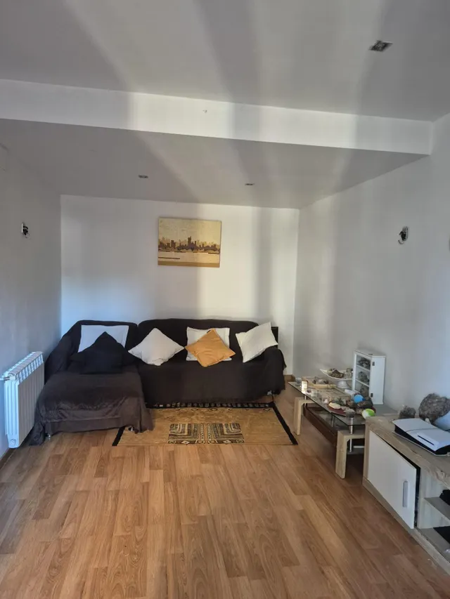 Amplia Vivienda en Marcelo Macías: Ideal Inversión con Alquiler Actual — 29