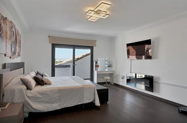 Chalet 4 habitaciones 292m² en venta - Playa la alcaidesa — 14