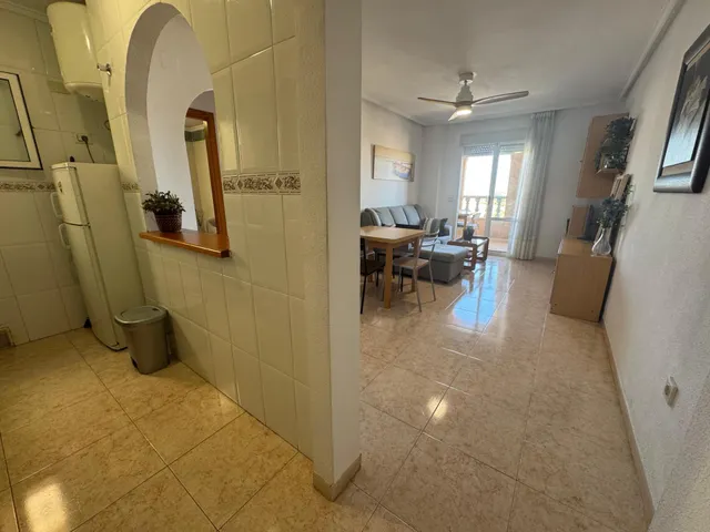Apartamento con vistas despejadas y piscina — 12