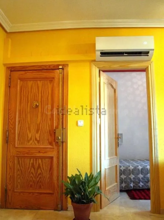 SE ALQUILA UN PISO ESPECTACULAR EN CALLE SAN JUAN DE DIOS ID - foto 4