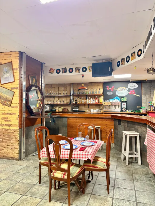 TRASPASO DE PIZZERÍA EN TORREVIEJA · LOCAL REFORMADO CON TERRAZA Y AMPLIA COCINA EQUIPADA — 7