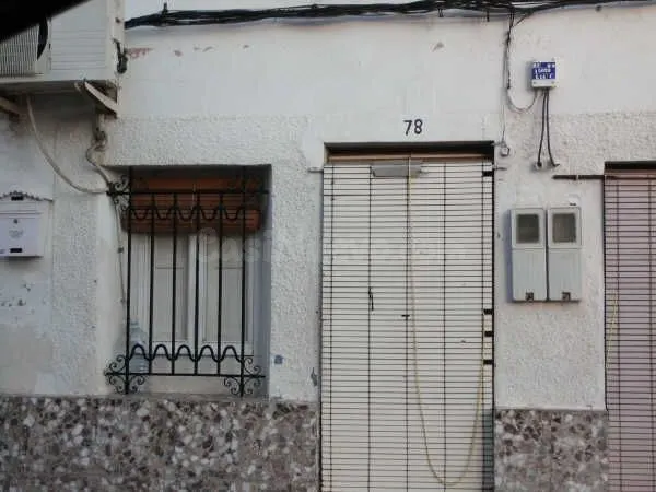 Se vende Casa Adosada OKUPADA en Valle 78 Alcantarilla, (Mur - foto 3