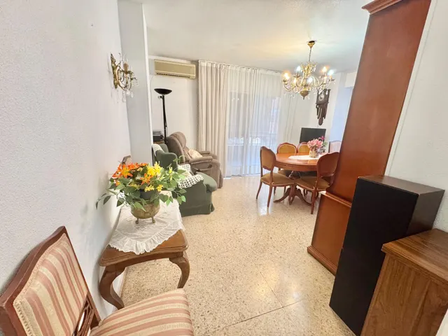Increíble vivienda en Orihuela ciudad toda exterior con balcón amplio .. para vivir ¡Visitelo sin  compromiso!! — 18