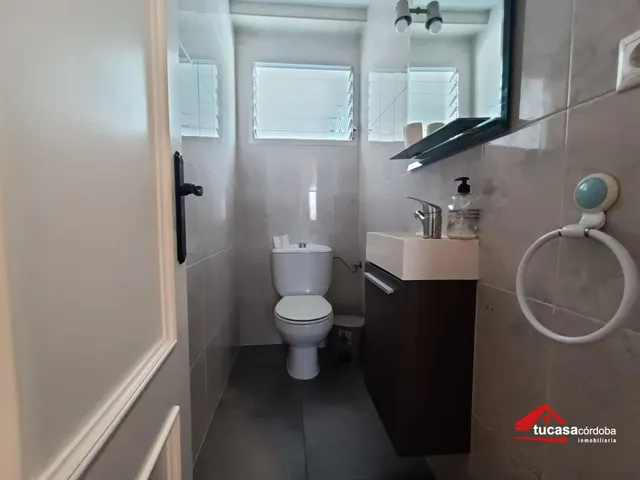 AMPLIO PISO DE 3 DORMITORIOS CON ASCENSOR EN LA FUENSANTA — 17