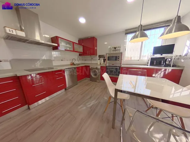 ESPECTACULAR CASA JUNTO AL VIAL NORTE – AMPLITUD, CALIDAD Y  - foto 3