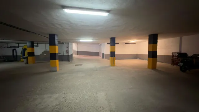 ALQUILER DE PLAZA DE GARAJE EN CALLE ARMANDO MUÑOZ CALERO — 2