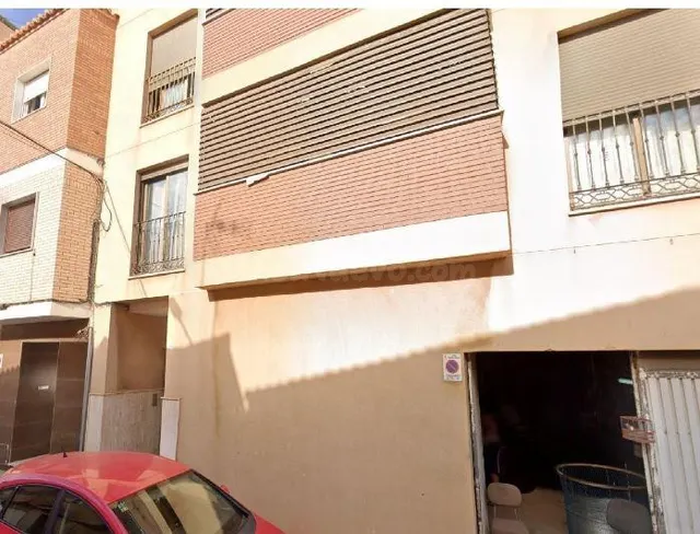 SE VENDE piso OKUPA en C SANTANDER 108 de Roquetas de Mar - foto 3