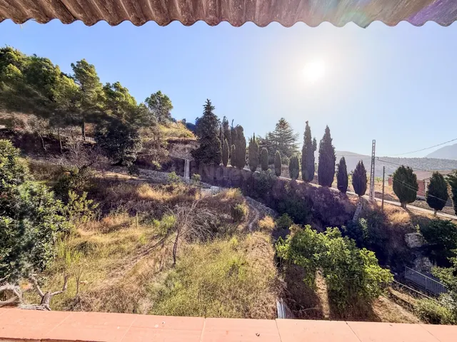 CASA CON TERRENO EN BENIMASSOT - foto 4