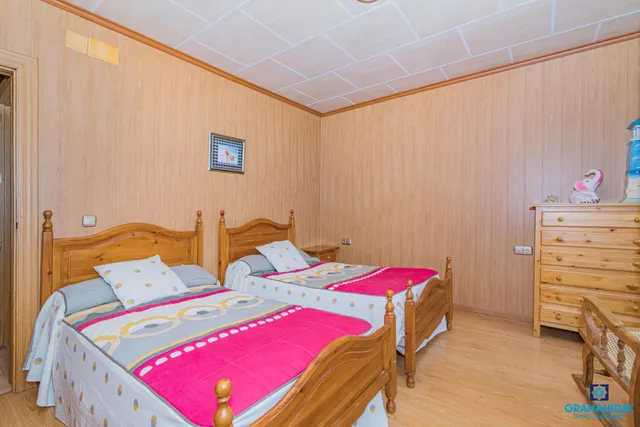 CHALET INDEPENDIENTE EN BEAS DE GRANADA — 43