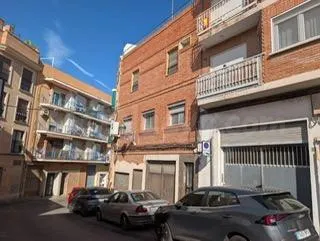 Amplia Planta Baja en Paterna con Proyecto de Vivienda - foto 2