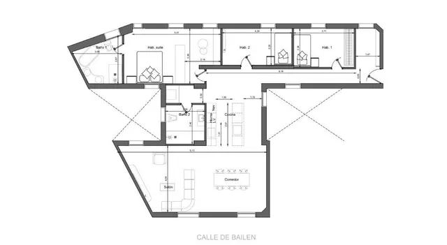Elegante vivienda reformada de 3 dormitorios en Calle Bailén — 46