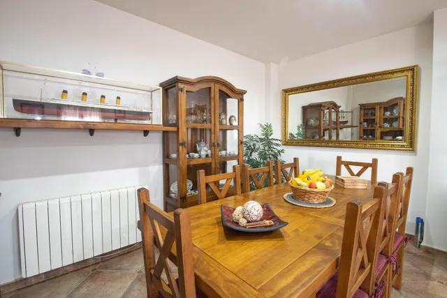 CHALET INDEPENDIENTE CON PISCINA — 33