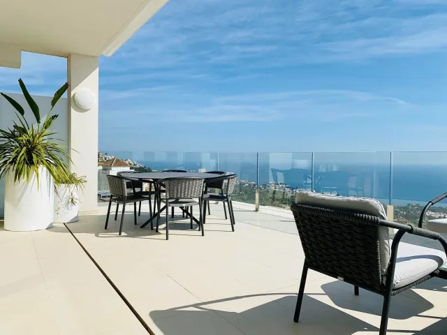 *** IMPRESIONANTE ATICO NUEVO LISTO PARA ENTRAR, EN LA PARCELA CON MEJORES VISTAS DE BENALMADENA !!! — 24