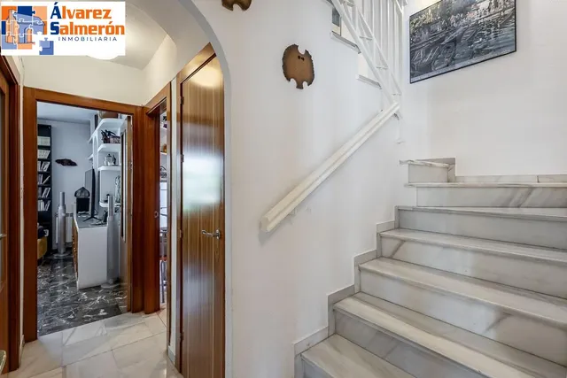 CASA PAREADA EN LA ZUBIA CON PISCINA, ZONA DE BARBACOA Y JARDÍN — 22