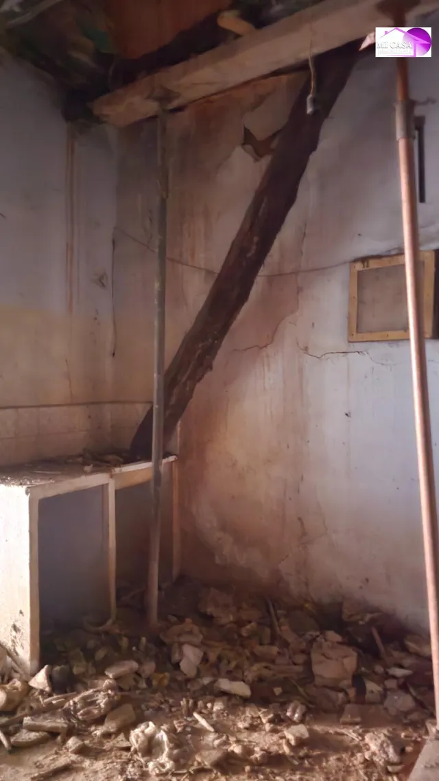 CASA DE PUEBLO PARA REFORMAR — 11