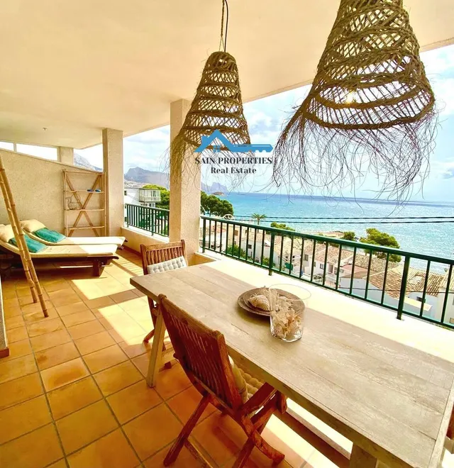 Ático reformado con espectaculares vistas al mar en La Olla  - foto 2