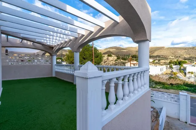 Casa 3 habitaciones 246m² en venta - Pueblo Acantilado - Lan - foto 3