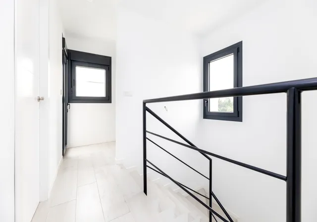 Bonita casa independiente de reestreno en zona residencial de la Zubia — 24
