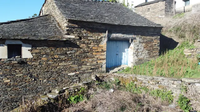 Finca rústica en el corazón de la montaña gallega — 11