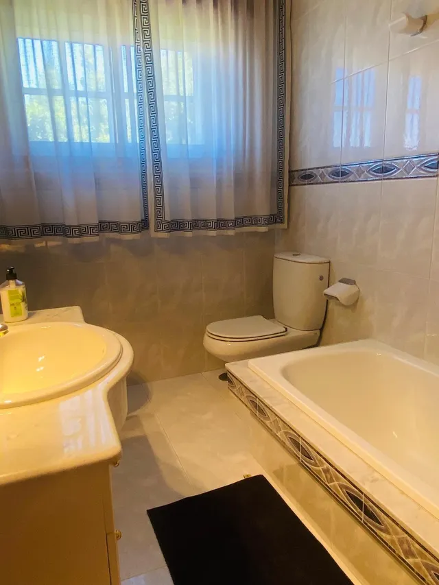 Chalet en Redondela con jardín y piscina — 47