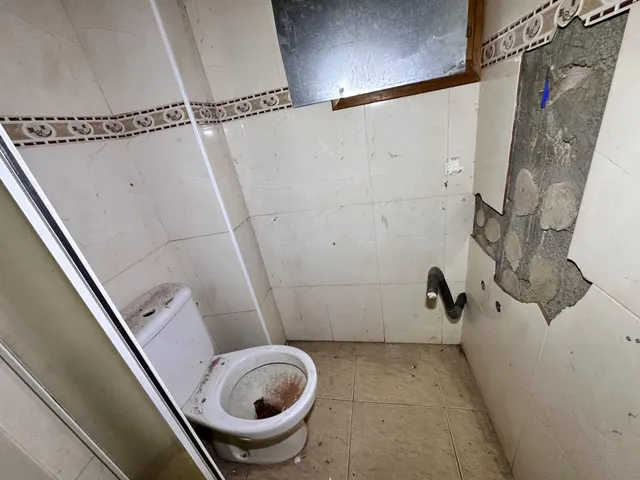 SE VENDE CASA ADOSADA EN BERGA — 27