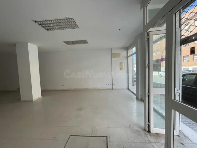 Local comercial 802m² en venta - Andalucia — 3