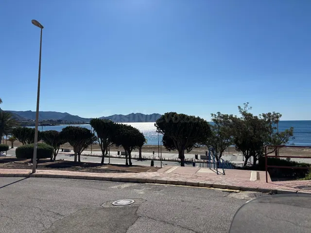 Apartamento a 300 m. de la playa en el Alamillo - foto 3