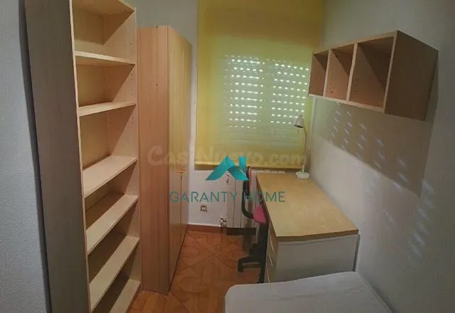 Piso de alquiler para estudiantes en Salesas, Salamanca - foto 4