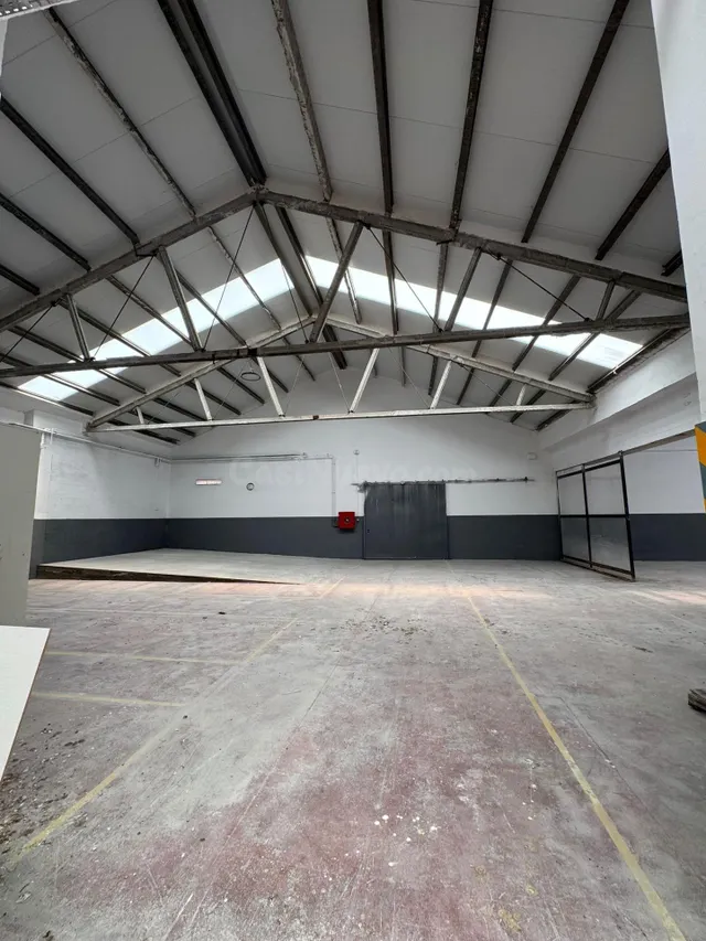 NAVE INDUSTRIAL TIPO C EN BARBERA DEL VALLES