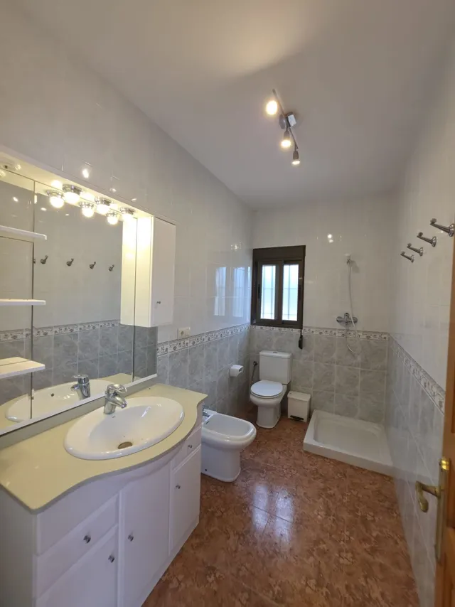 Exclusiva Finca con parcela llana en venta en Teulada - Amplias Posibilidades de Desarrollo — 28