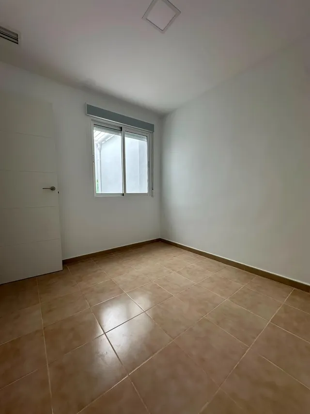 BUNGALOW ADOSADO DE 2 DORMITORIOS EN LA SIESTA (TORREVIEJA) — 22