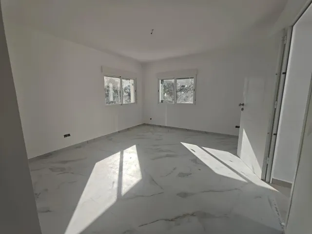 VILLA RECIEN REFORMADA CON CALIDADES DE LUJO EN ZONA MUY TRANQUILA DE ALTEA LA VELLA — 28