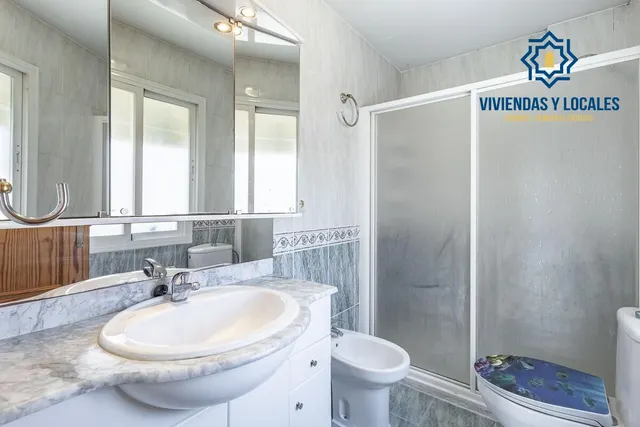 Magnífico piso ideal para invertir o para vivir sin vecinos y con vistas despejadas. — 21