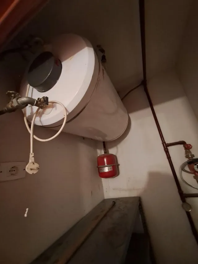 Amplio Piso Bajo Adaptado en Toreno — 9