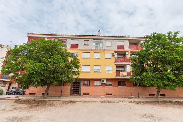 BARRIO PROGRESO 3 DORMITORIOS 2 BAÑOS GARAJE Y TRASTERO — 37
